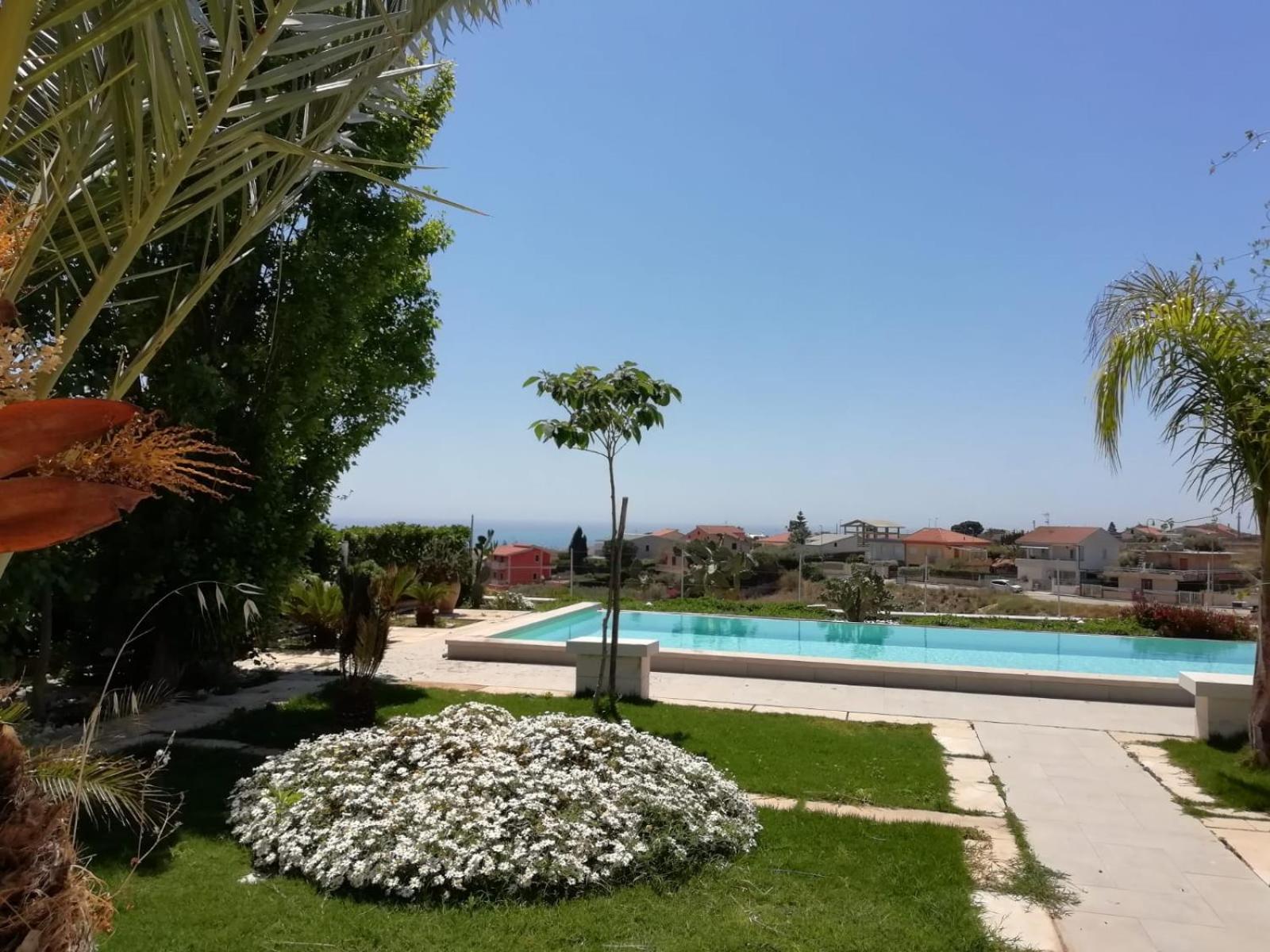 Villa Eleonora マリーナ・ディ・ラグーザ エクステリア 写真