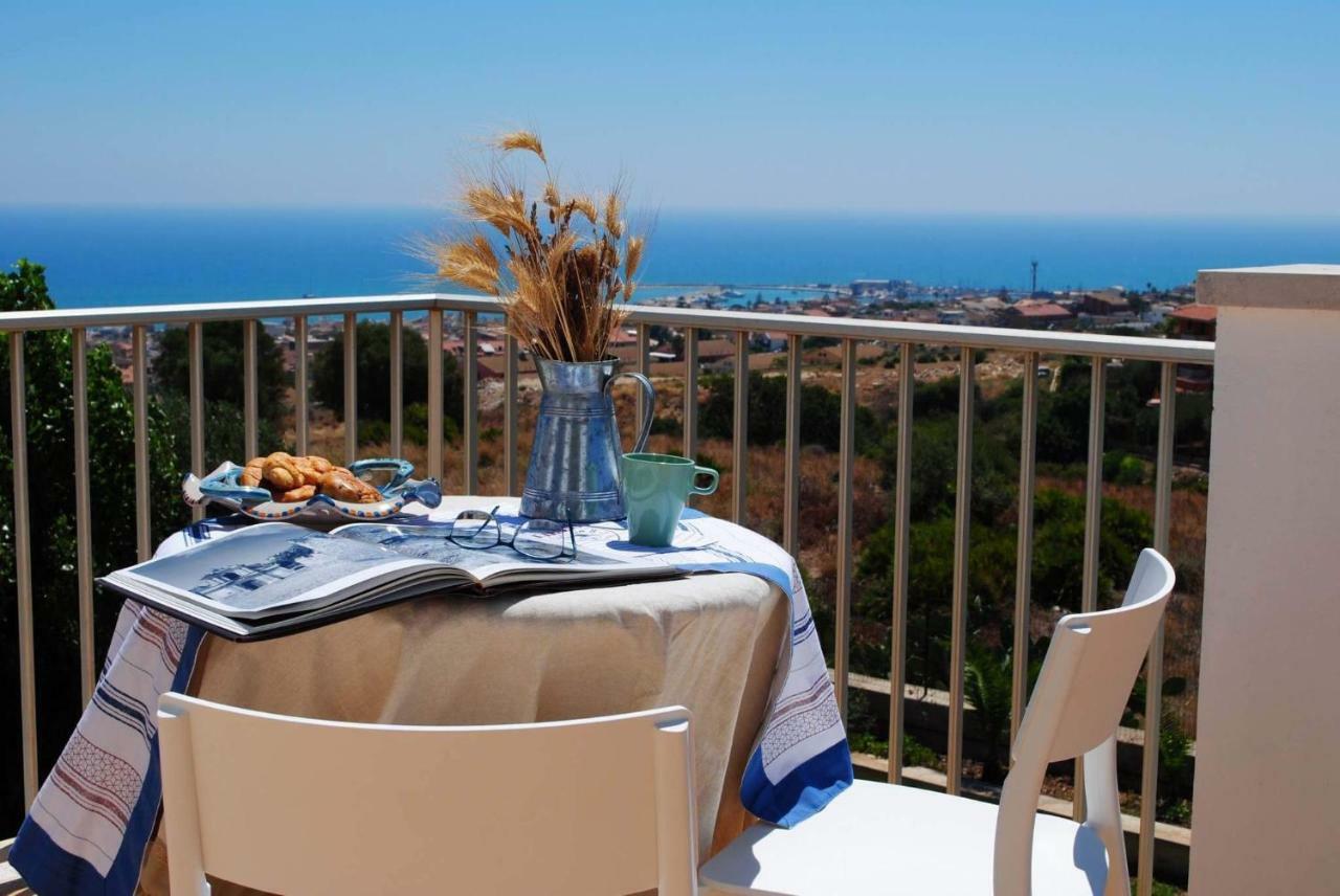 Villa Eleonora マリーナ・ディ・ラグーザ エクステリア 写真